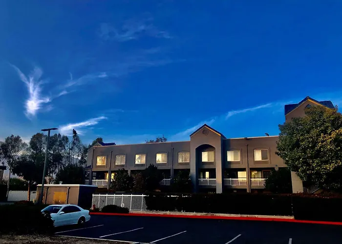 Surestay Hotel By Best Western Ontario Airport